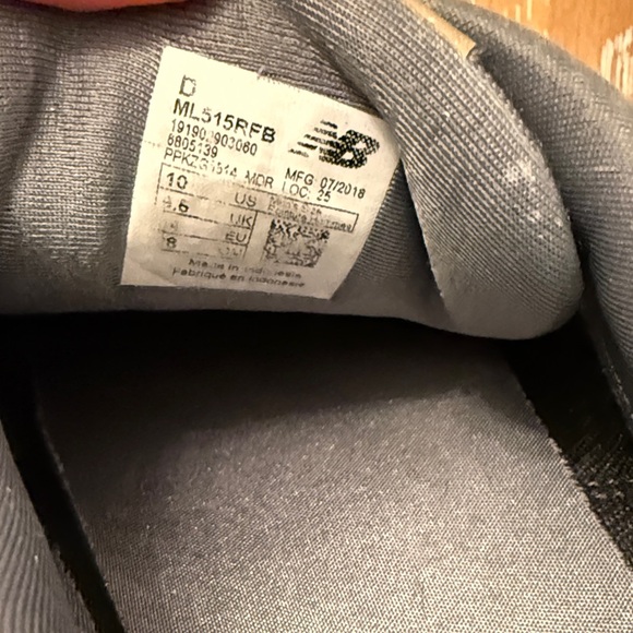 New Balance 515 Gray and Tan Men's Sneakers - Picture 7 of 8